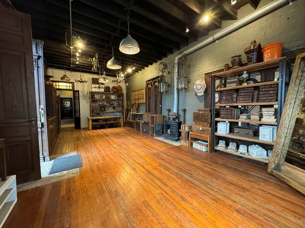 248 Beacon Avenue image 13 of 26