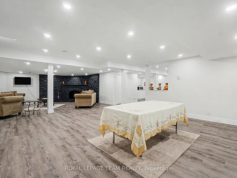 1570 River Rd — Photo 7