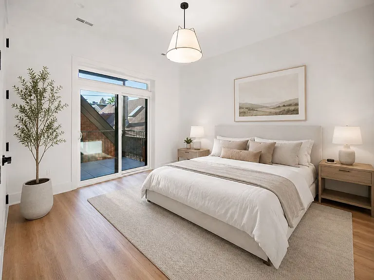 2113 N Kenmore Ave #1 — Photo 12