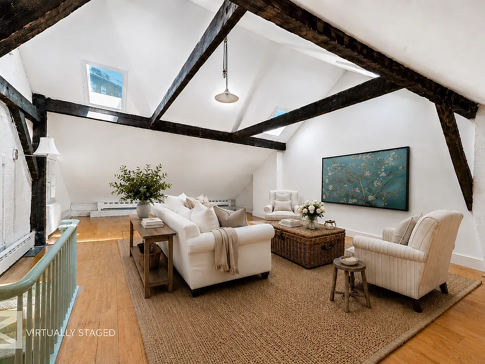 508 Canal St #3/4