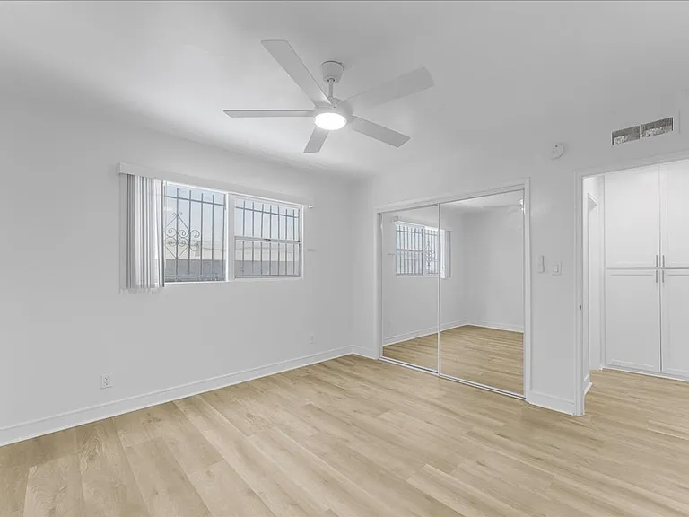 3905 S Stevely Ave #9 — Photo 7