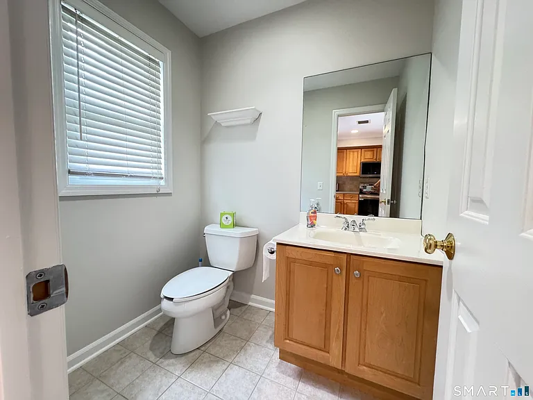 17 Glenwood Ave #A — Photo 6