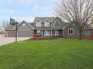 55235 Fox Rd, Glenwood, IA 51534