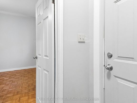 4th image of 631 Elias St