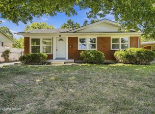 1206 Fairland Pl, Louisville, KY 40211