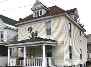 95 Robinson St, Schenectady, NY 12304