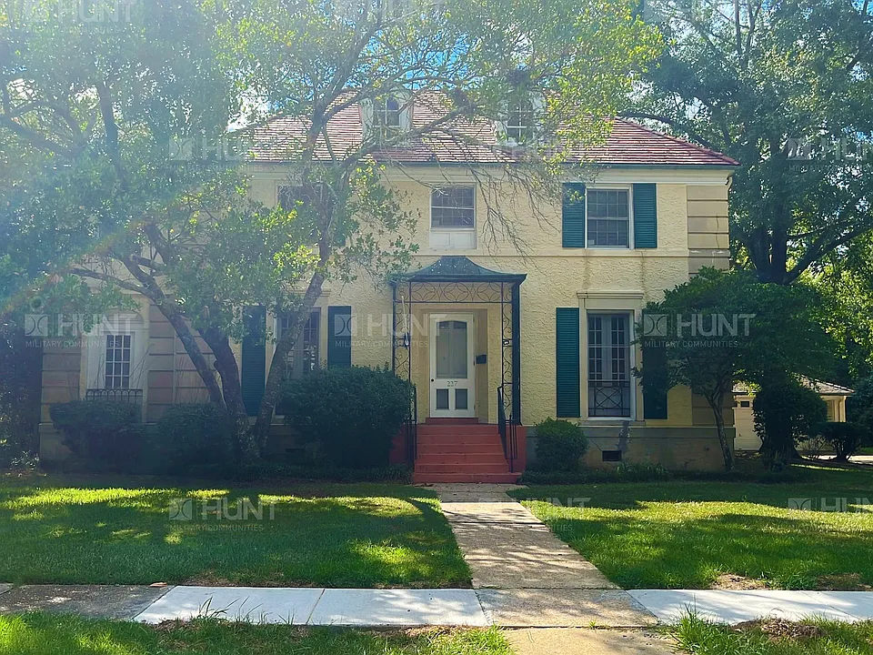 227 Inner Cir
