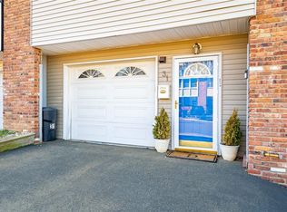 31 Overlook Rd, West Haverstraw, NY 10993