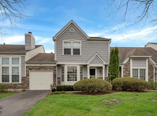 1237 Seabury Cir, Carol Stream, IL 60188