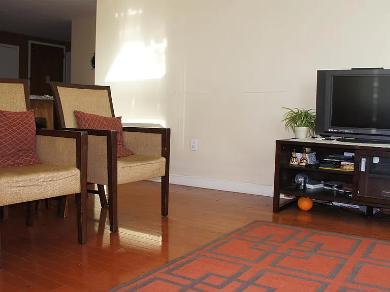 20 Newport Pkwy #1001 — Photo 3