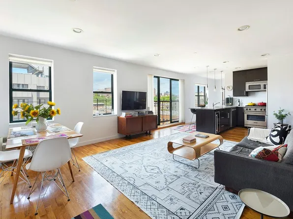 2098 Frederick Douglass Blvd APT 8Q, New York, NY 10026