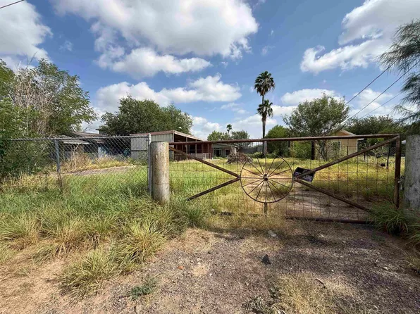 1866 W Orquidia Ln, Laredo, TX 78046