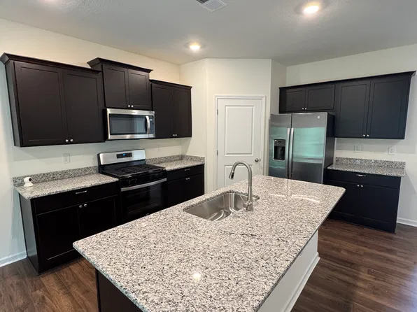 948 Utopia Ln, Knoxville, TN
