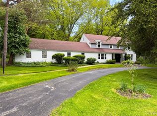 30 Jordan Rd, New Hartford, NY 13413