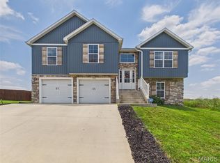 193 Majestic Dr, Waynesville, MO 65583