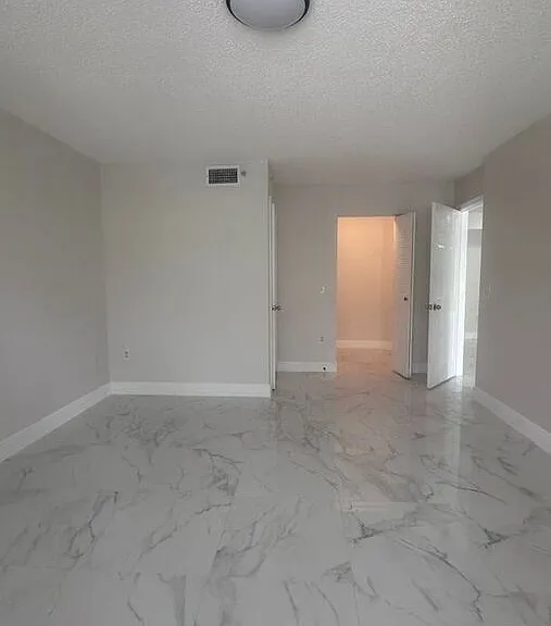 5011 Wiles Rd #3-207 — Photo 25