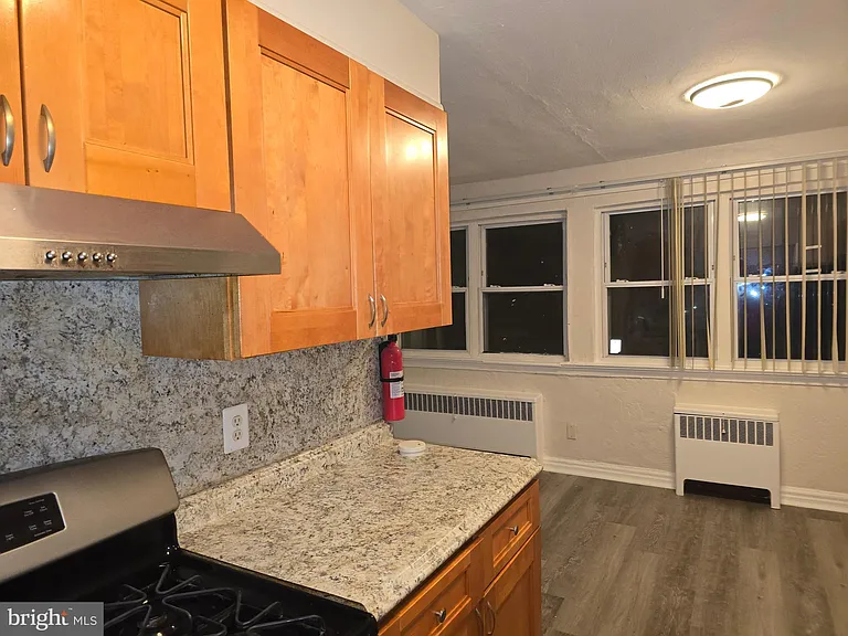 6135 Old York Rd #1/2-1 — Photo 29