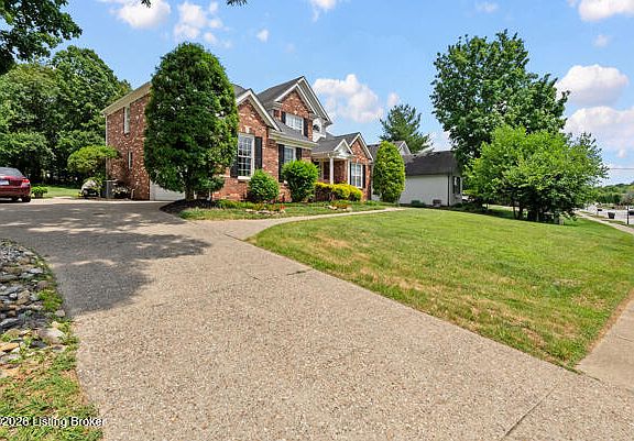 3rd image of 3705 Woodmont Park Ln