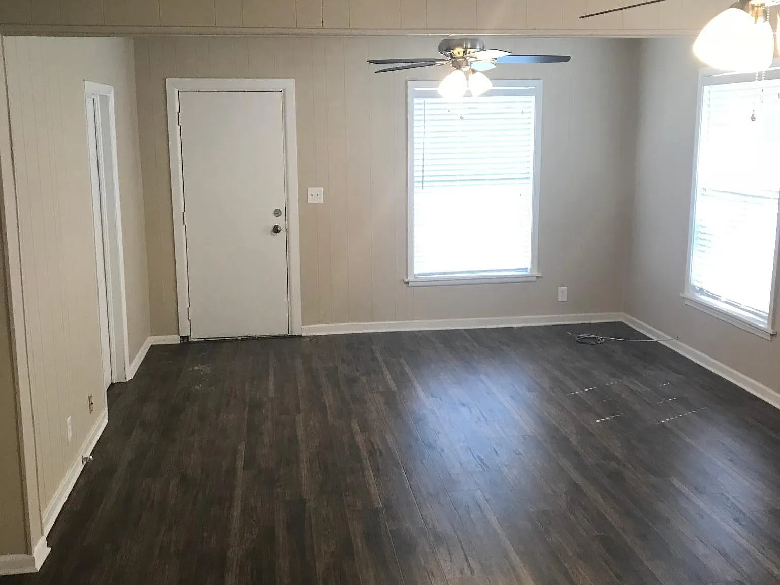 2 bed, 1015 sqft, $1,600 — Photo 3