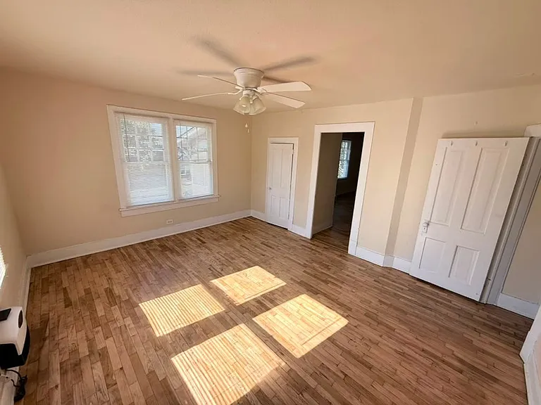 505 W Morgan St — Photo 11