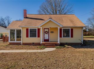 2125 Belmont St, Burlington, NC 27215