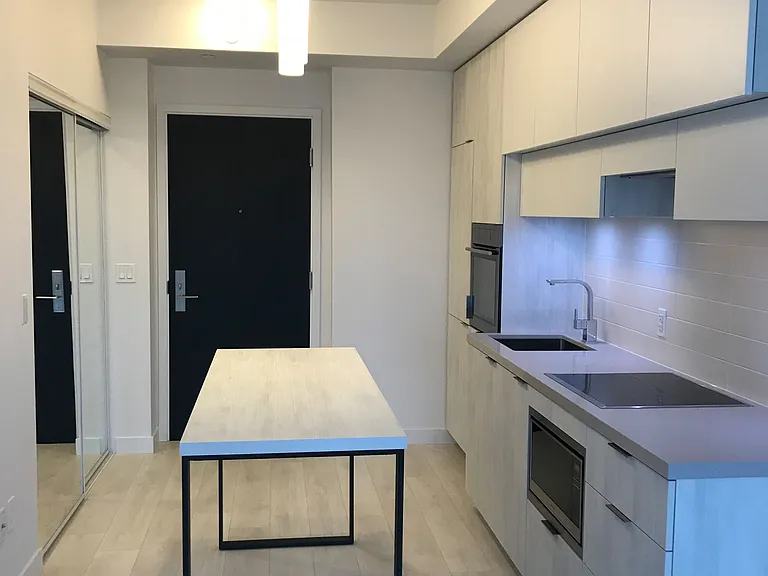 8 Eglinton Ave E #3509 — Photo 1