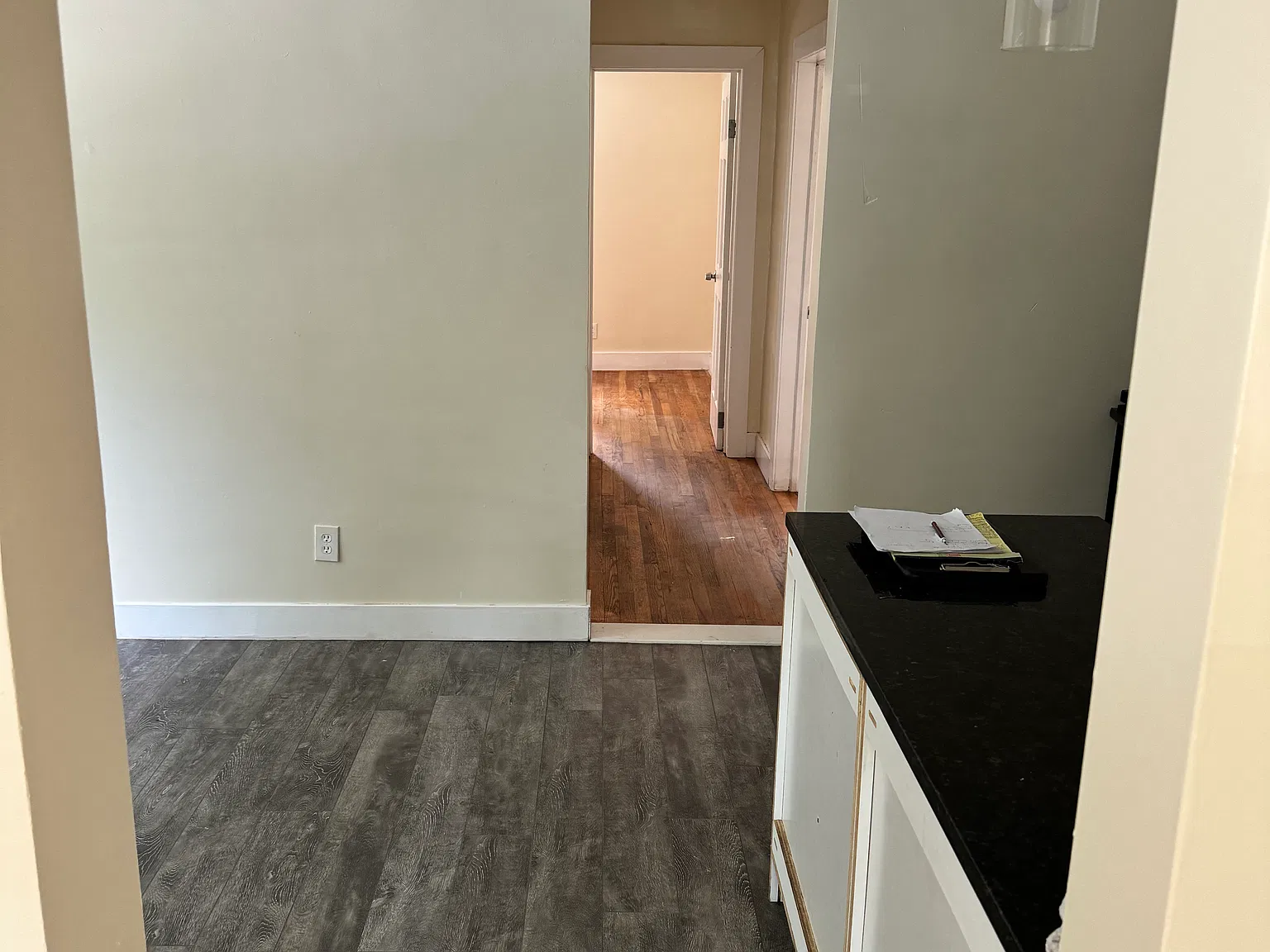 32 Starr Ave — Photo 3