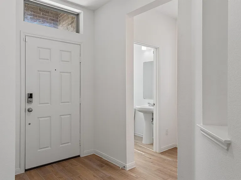 338 Langhorne Bnd — Photo 3