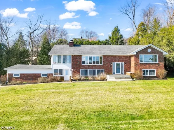 68 Koclas Dr, Netcong Boro, NJ 07857