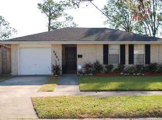 2421 N Sibley St, Metairie, LA 70003