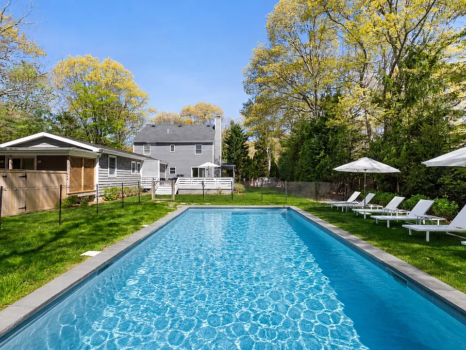 4 Tryworks Ln