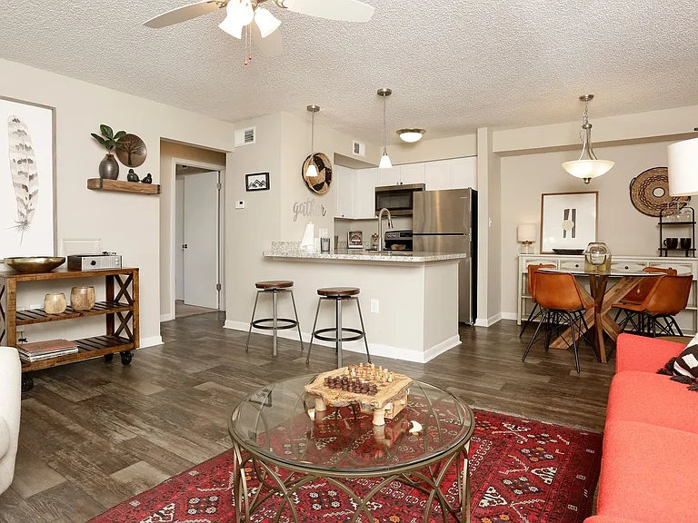 Bellancia Apartments — Photo 7