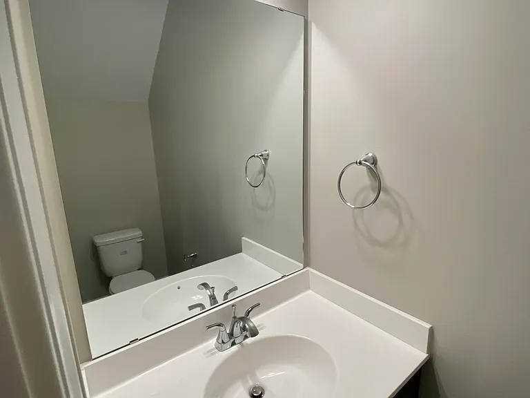 206 Alexa Pl — Photo 6