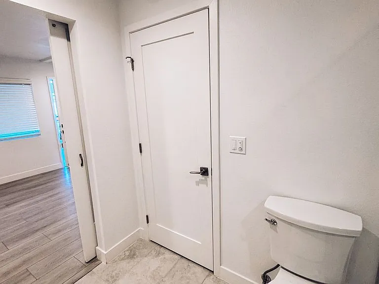 Harbor Blvd Apts. — Photo 24