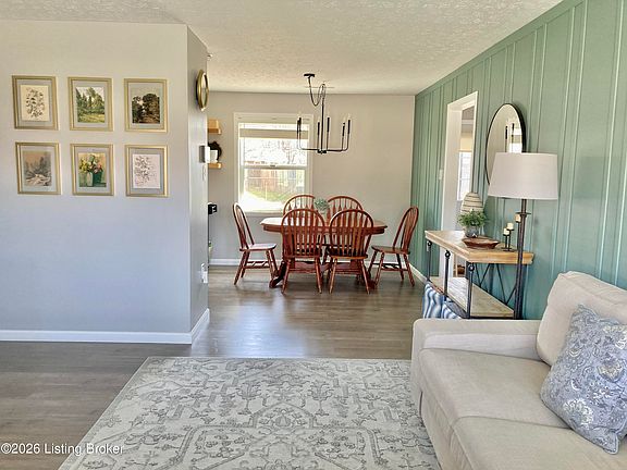 5th image of 1006 Jonquil Dr