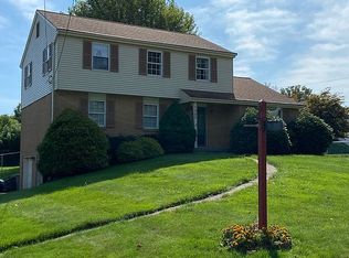 7085 Leechburg Rd, New Kensington, PA