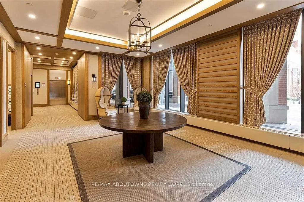 3 bed, $2,800 — Photo 2