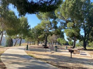 31928 Cinnabar Ln, Castaic, CA 91384