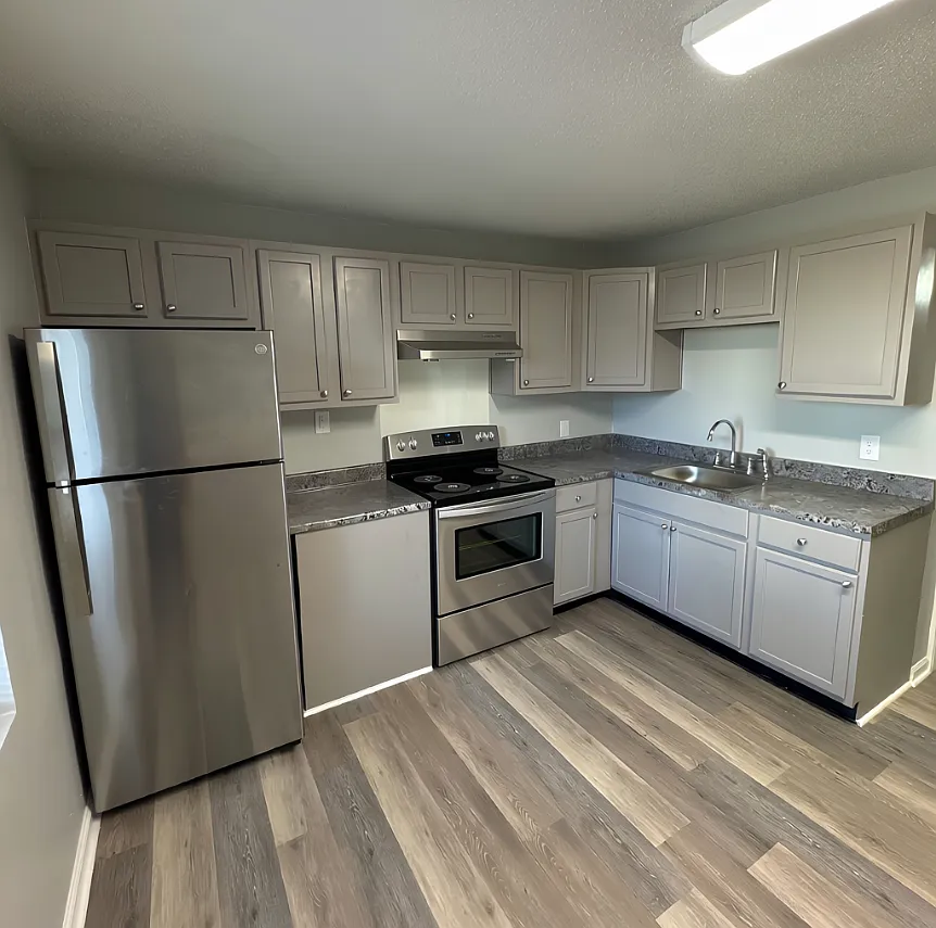 1225 Lewis Street — Photo 1