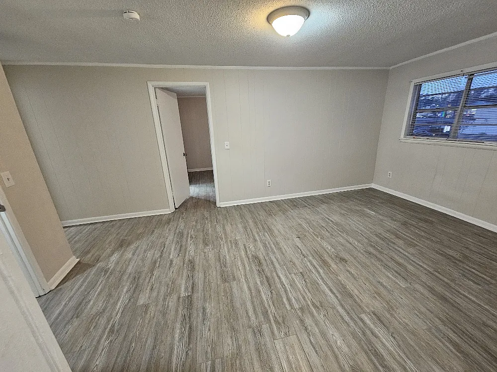 Building Photo - 18 E Olliff St #4