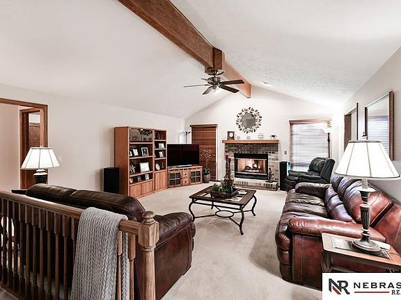 4th image of 3813 Buccaneer Blvd