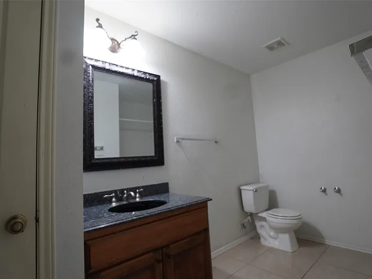 5600 War Admiral Dr — Photo 32