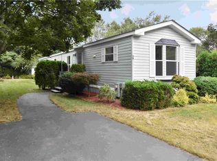 10 Kelly Ln, Coventry, RI 02816