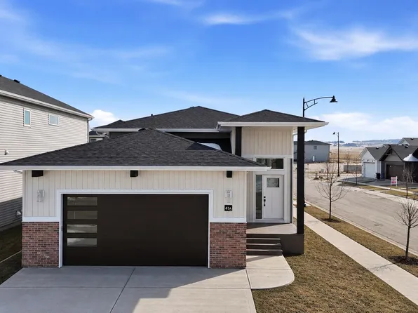 41 Emmett Cres, Red Deer, AB T4P 3G8