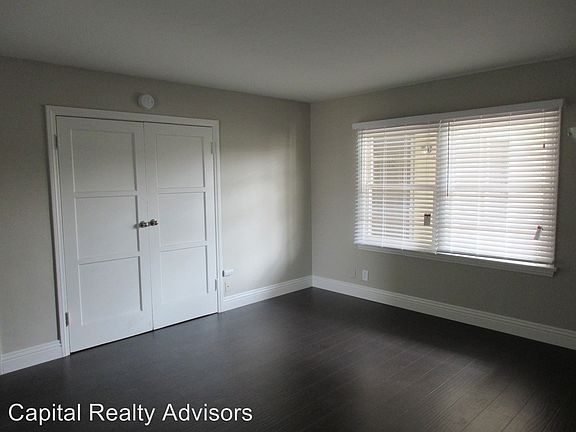 5th image of 32 Esperanza Ave