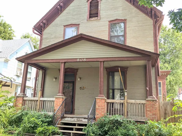 808 Mechanic St, Emporia, KS 66801