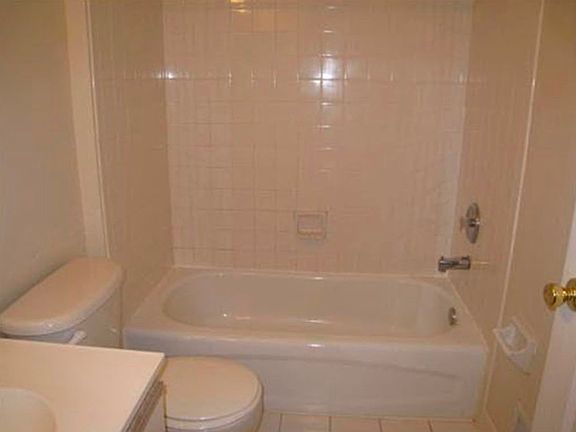 3rd image of 100 Prestwick Way