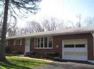 306 Springfield St, Coopersburg, PA 18036