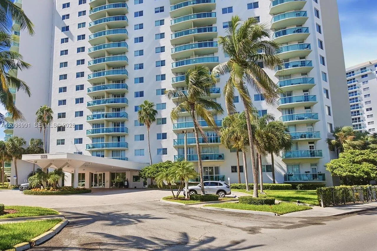 Oceanview Building B Cond — Photo 1