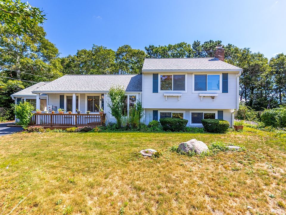 1st image of 8 Laura Ln